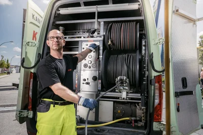 Flachdachentkiesung Duisburg auf Gewerbedach